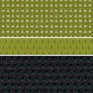 背・ランバー：ライトオリーブ／座：ブラック