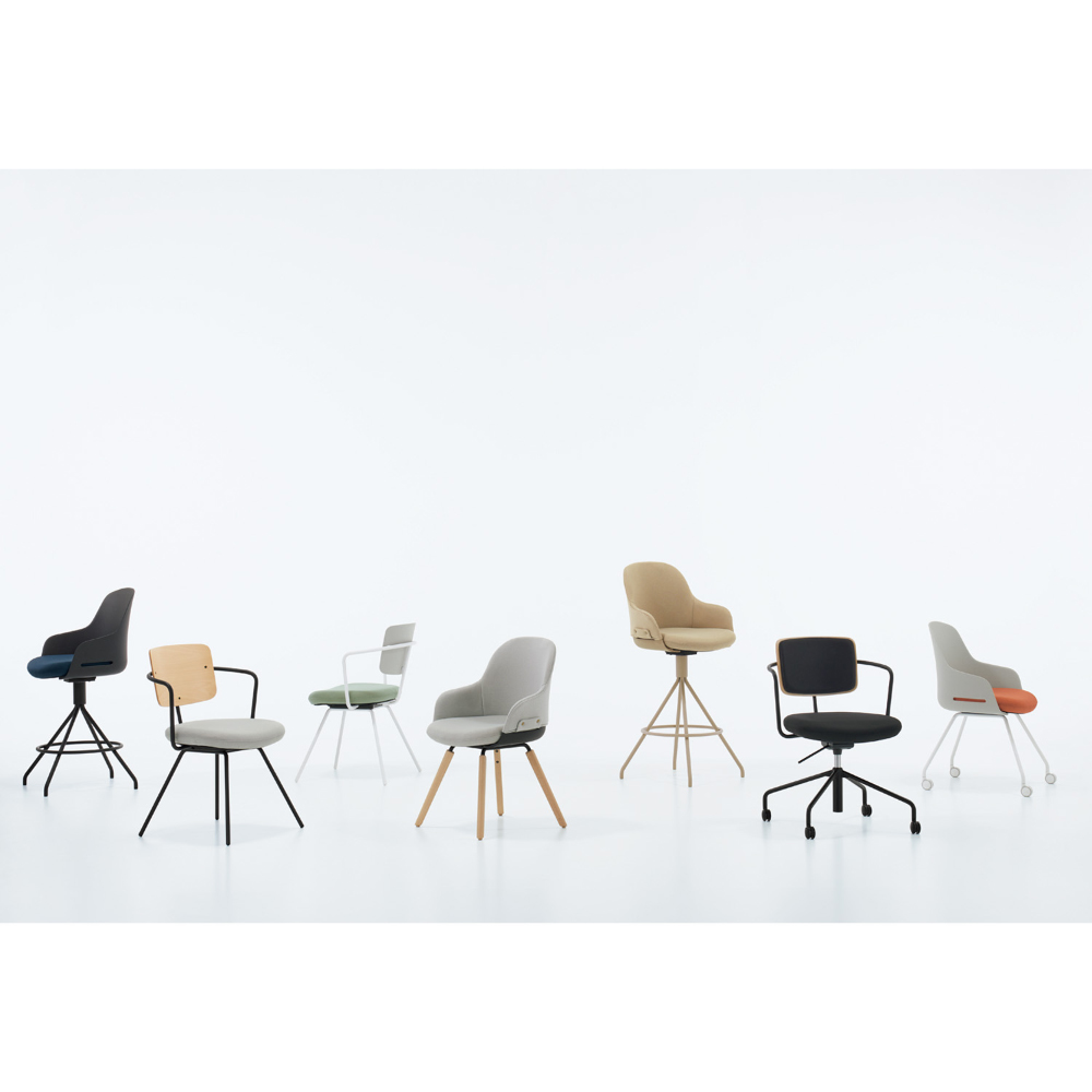 ソフトベージュ