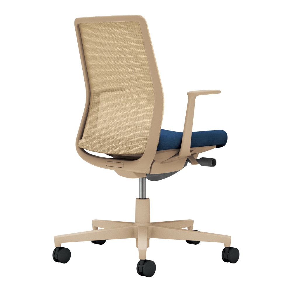 背：ソフトベージュ／座：ネイビー