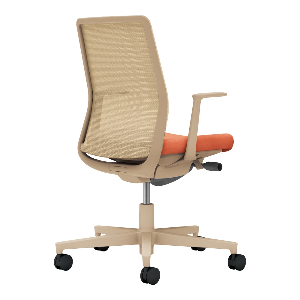 背：ソフトベージュ／座：ソフトテラコッタ