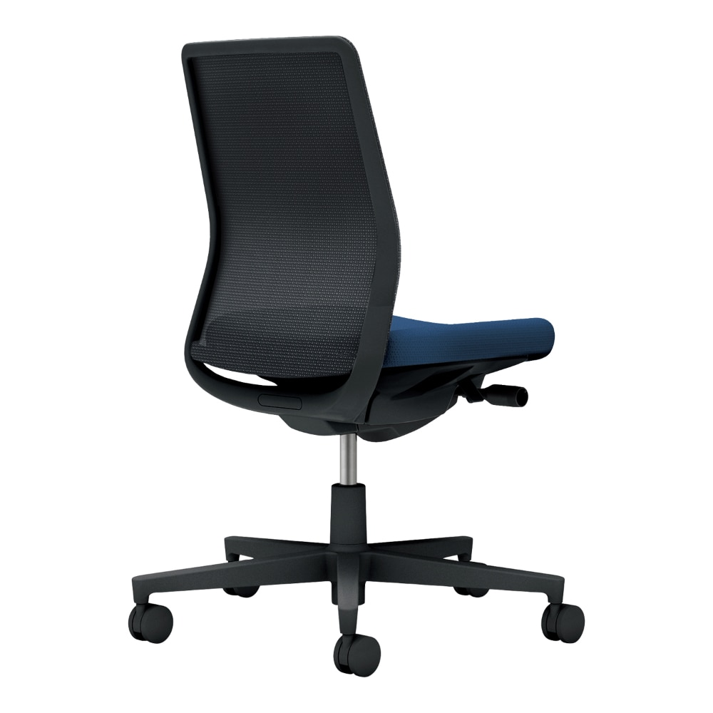 背：ブラック／座：ネイビー