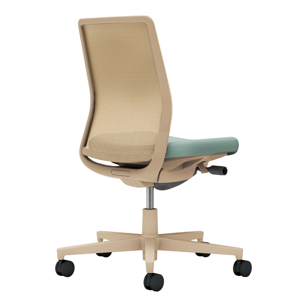 背：ソフトベージュ／座：アッシュターコイズ