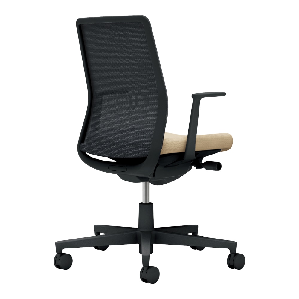 背：ブラック／座：ソフトベージュ