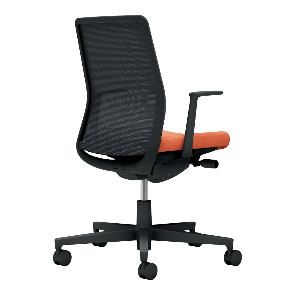 背：ブラック／座：ソフトテラコッタ