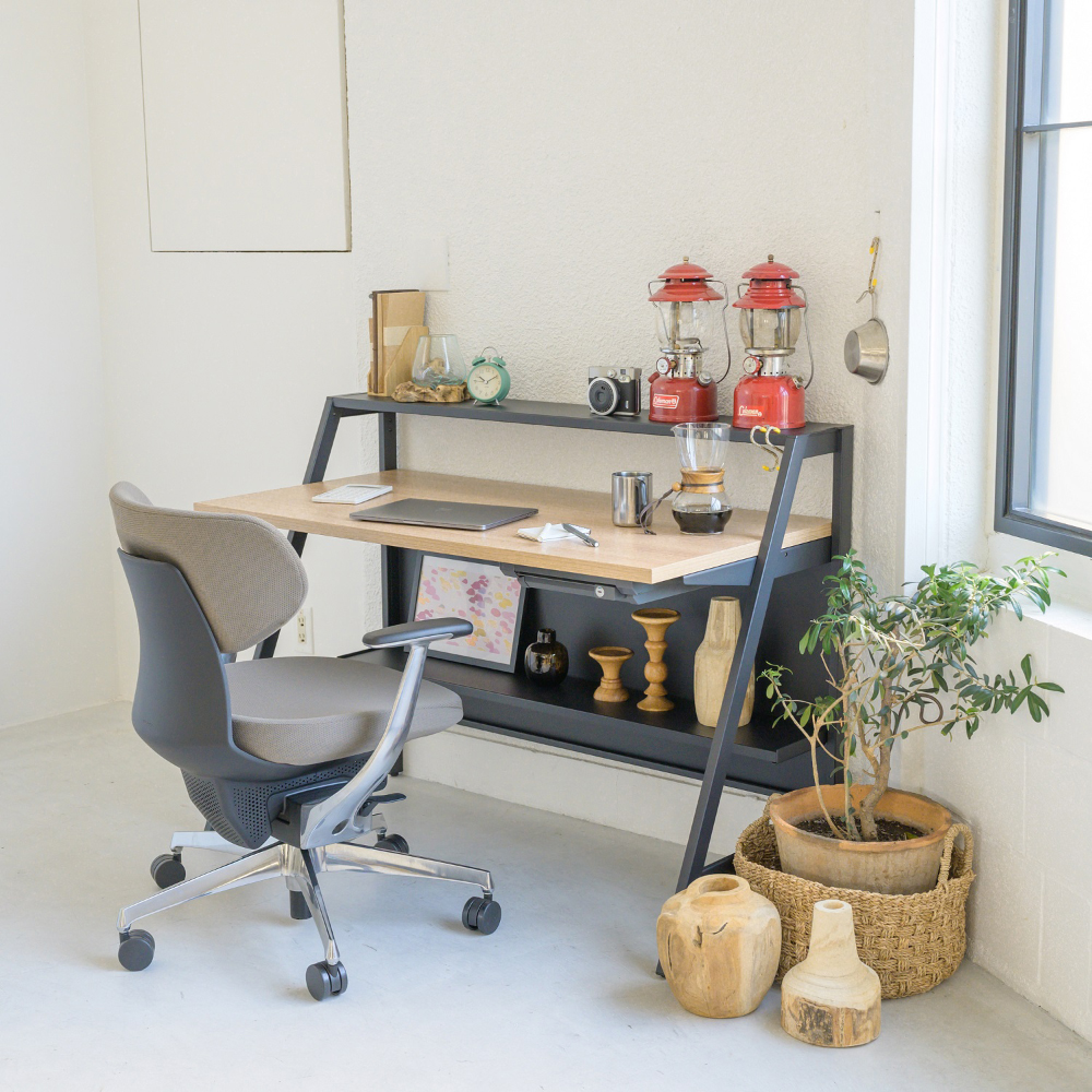 天板ラスティックミディアム／脚ブラック