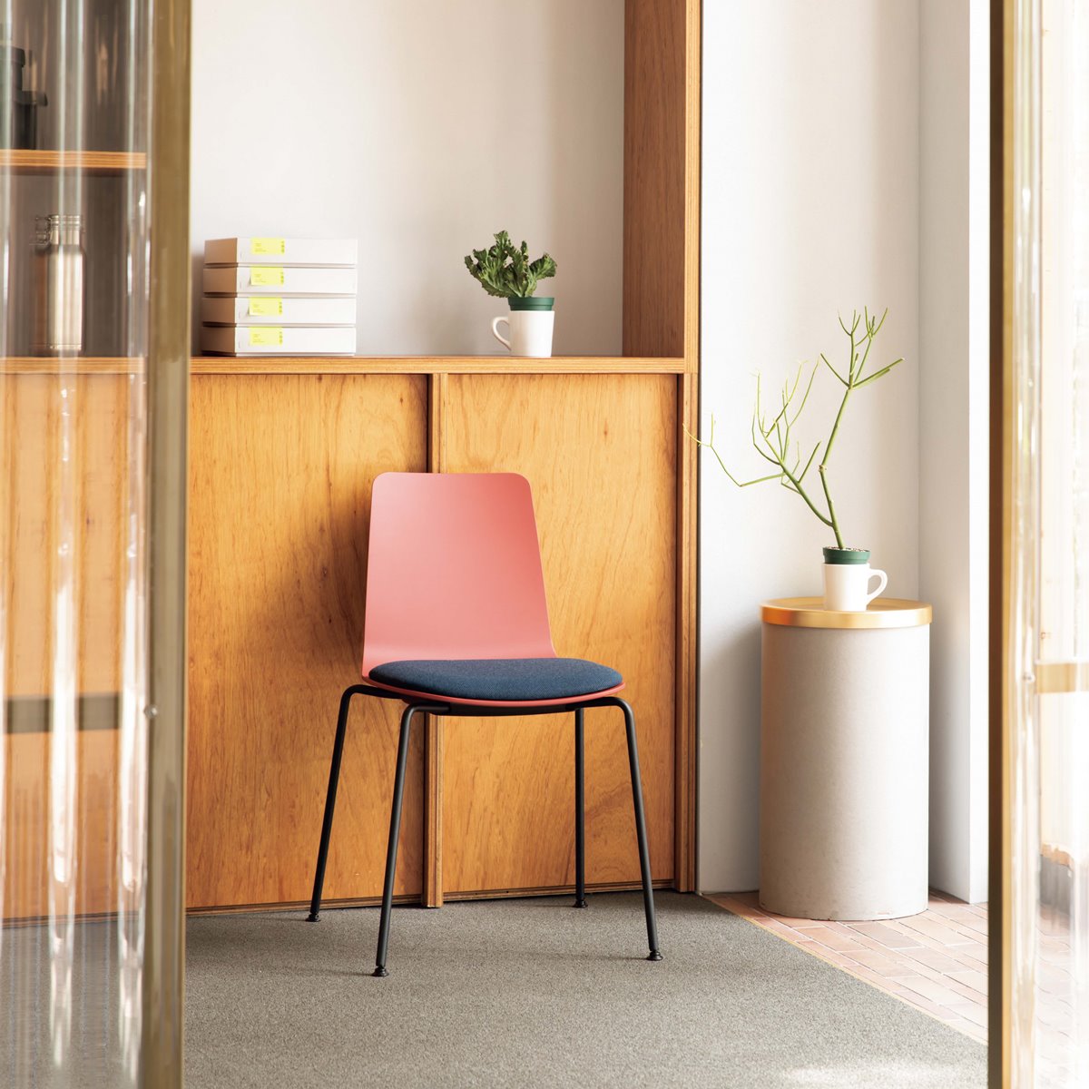 背座パーシアンレッド／座パッド(レザー)ブライトグレー