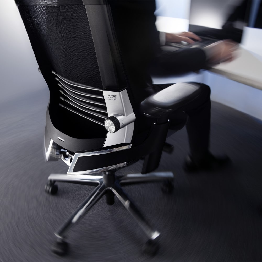 ブラックフレーム×座ブラック