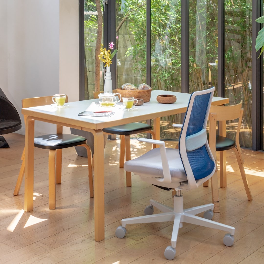 アッシュピンク