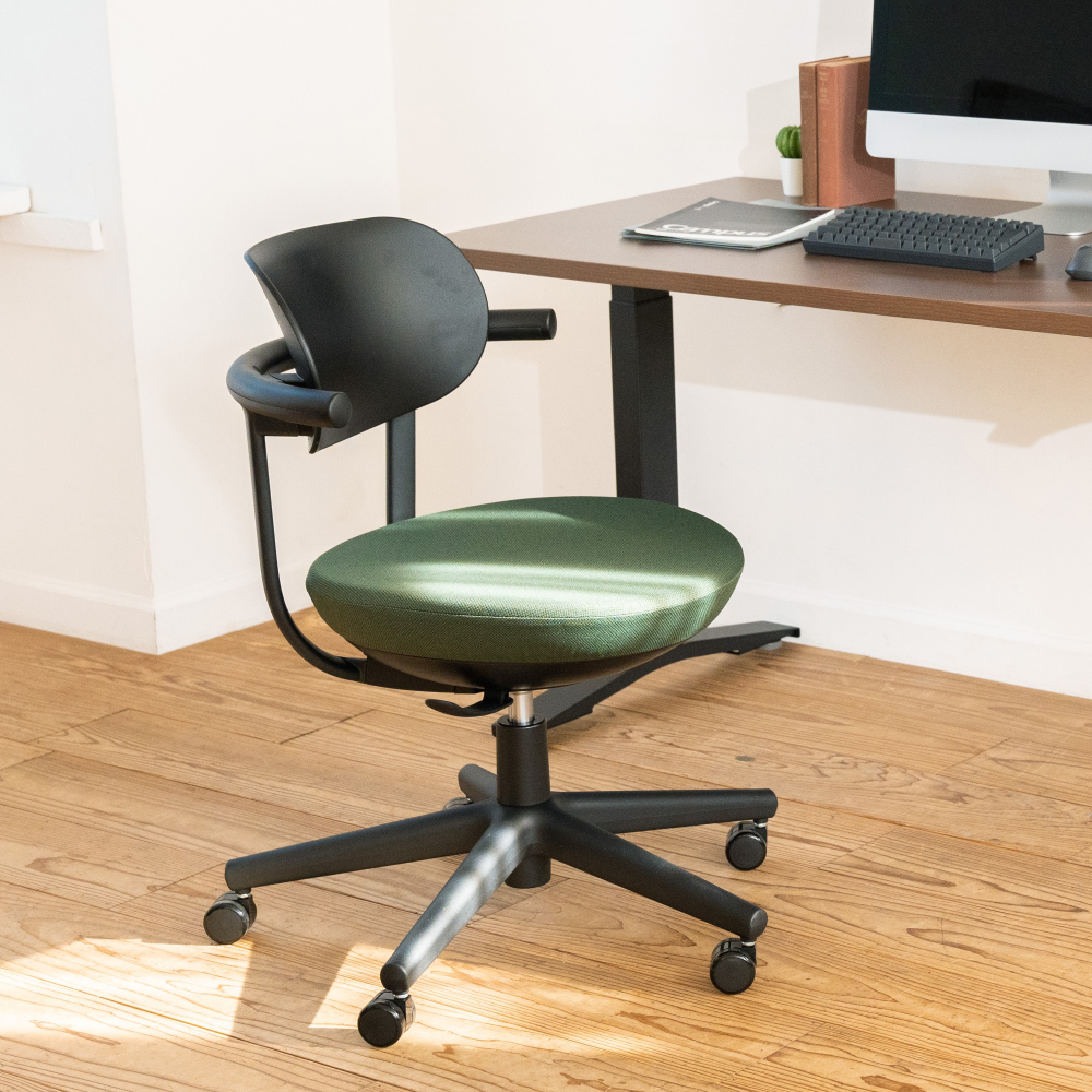 背オリーブイエロー/座ペールテラコッタ