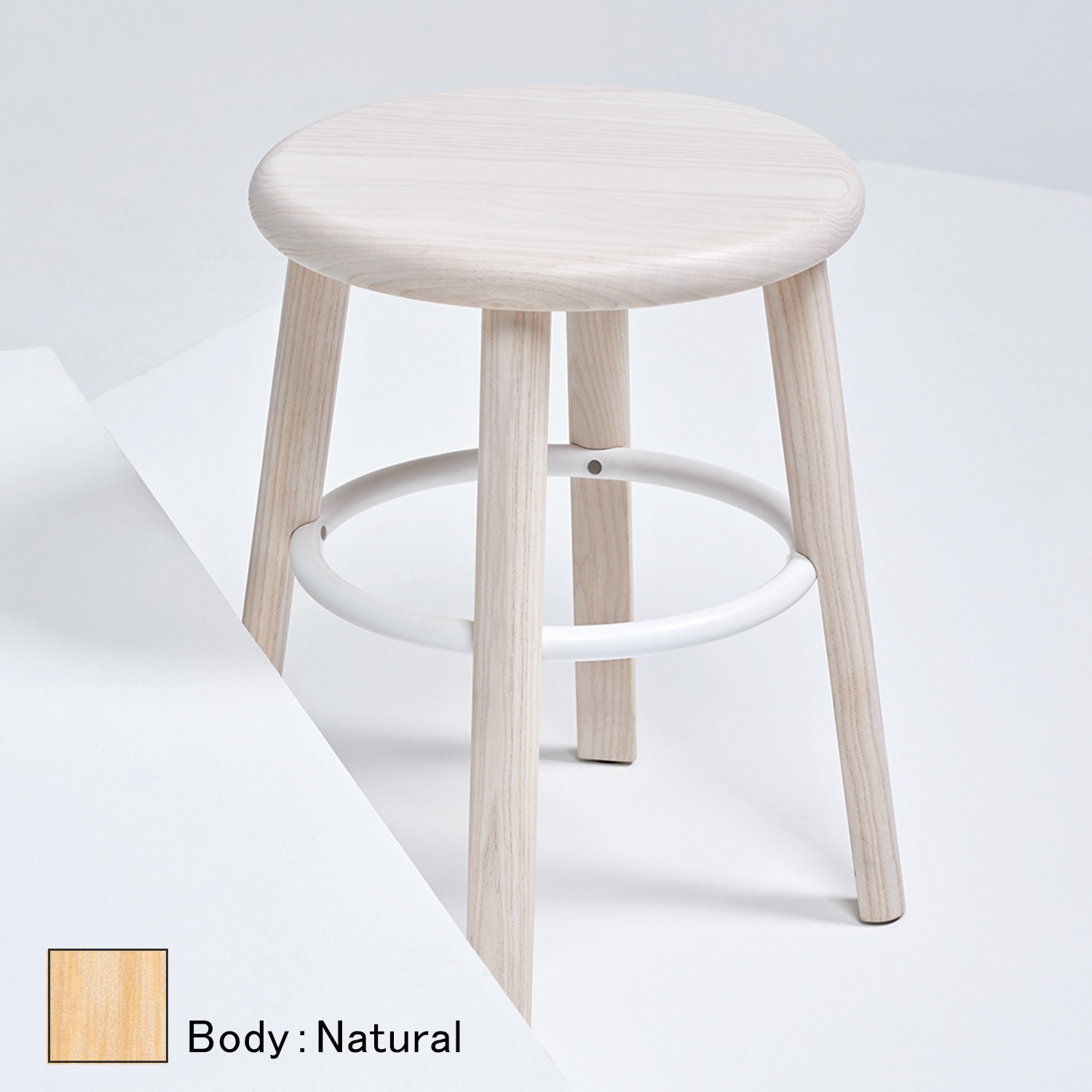 Body：Natural × Foot Ring：White