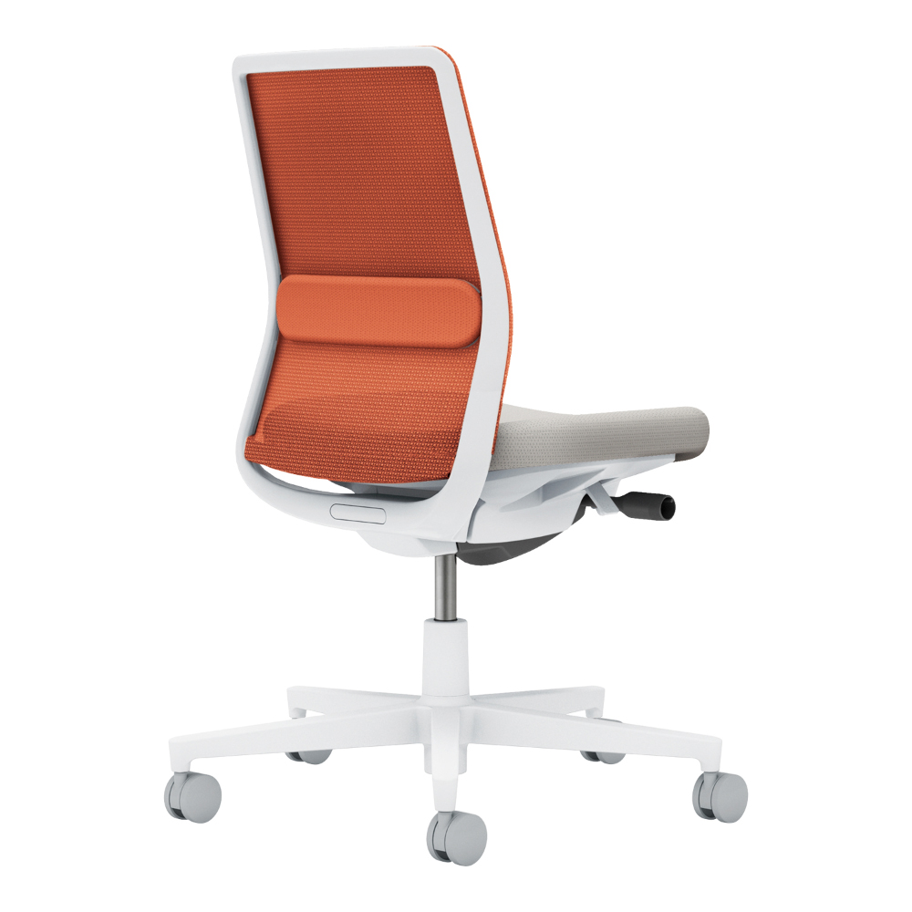 背・ランバー：ソフトテラコッタ／座：ライトグレー