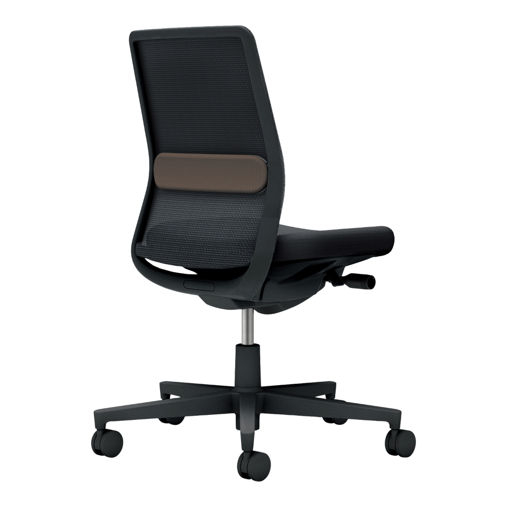 背座：ブラック／ランバー：ダークグレージュ