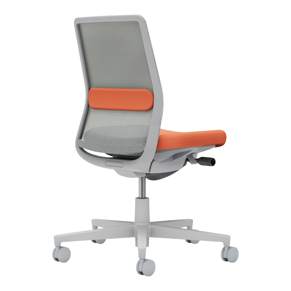 背：ライトグレー／座・ランバー： ソフトテラコッタ