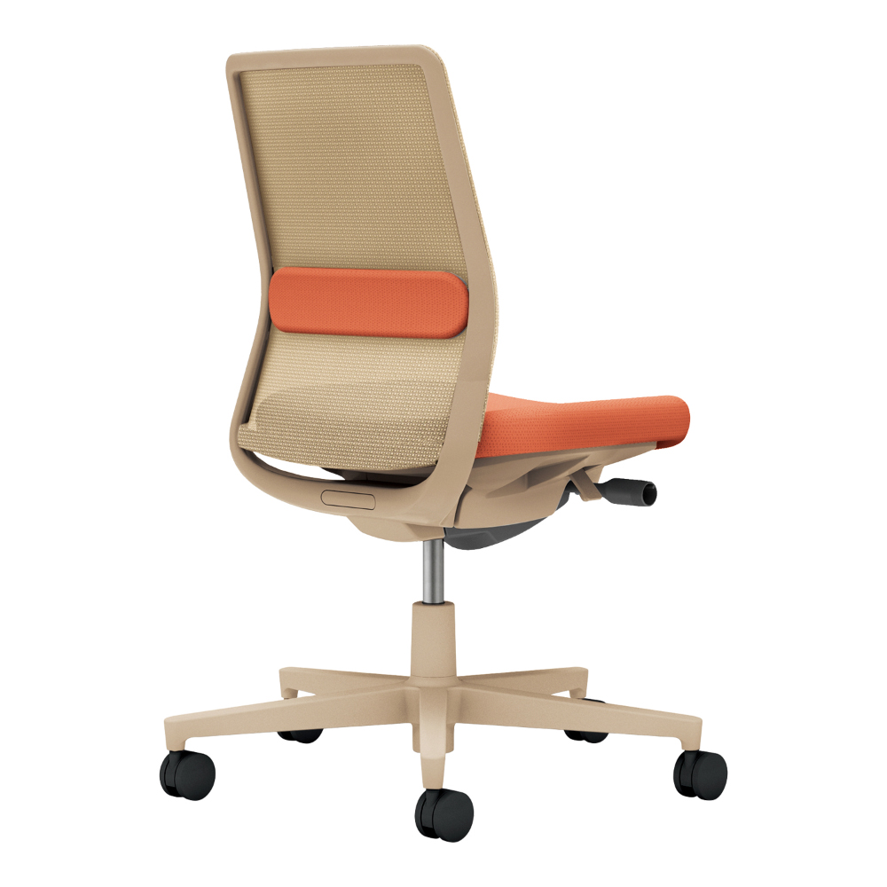 背：ソフトベージュ／座・ランバー： ソフトテラコッタ