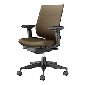 Wizard4 ウィザード4／ローバックタイプ／可動肘／ブラック樹脂脚／布／本体 ブラック／背座ダークグレージュ／フローリング用キャスター