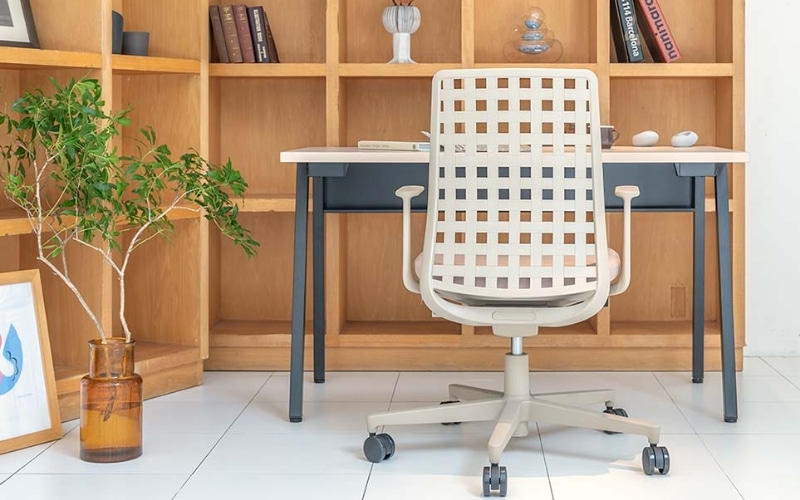 コクヨおすすめのおしゃれで座り心地の良いデスクチェアー【Monet(モネット)】