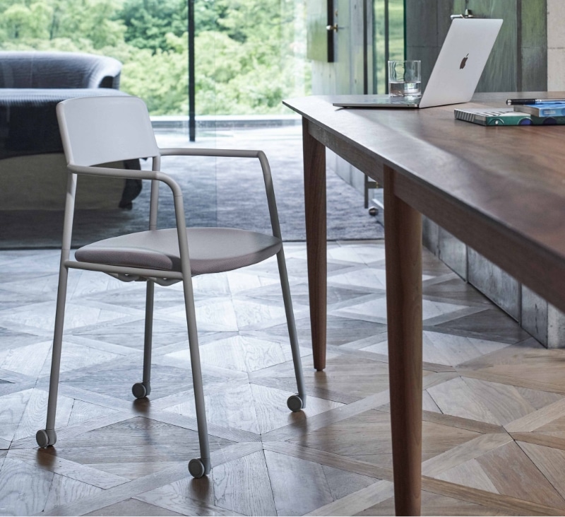 ダイニングに置きやすいコクヨのおしゃれなオフィスチェア【Any(エニー)】