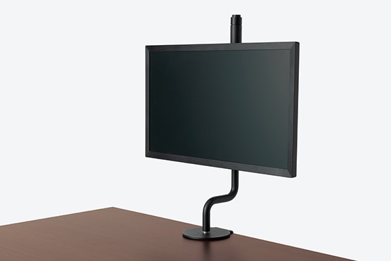 モニターアーム設置可能